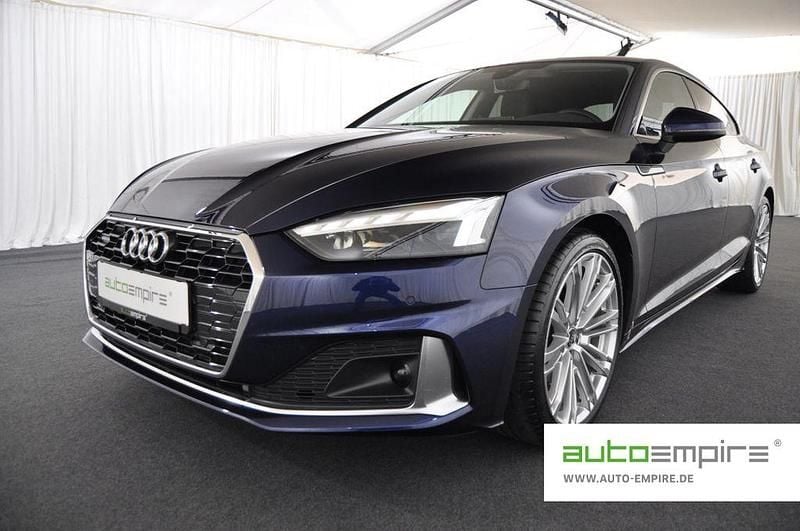 Blau Gebraucht 2022 Audi A5 Sportback Kleinwagen | 34.990 € (Guter Preis) - Bild 1/3