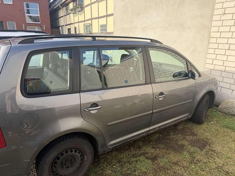 Gebraucht VW Touran Conceptline 102 PS (75 kW) 2005 Van / Kleinbus