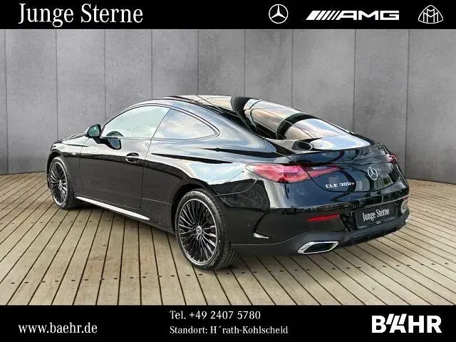 Gebraucht Mercedes E300 AMG 204 PS (150 kW) 2024 Coupé