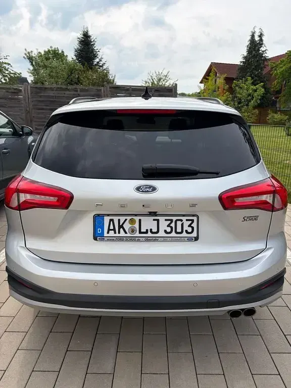 Używany Ford Focus Active 125 KM (91 kW) 2019 Srebrny Kombi