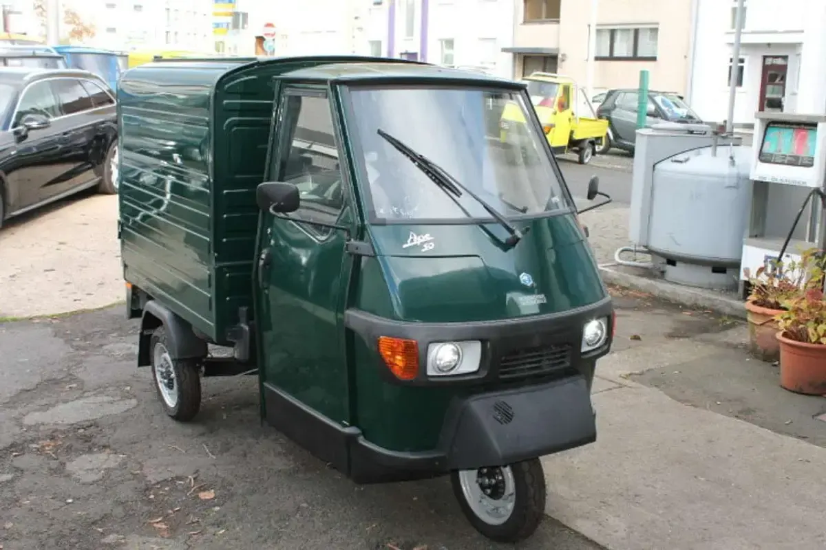 Second-hand Piaggio APE 2022 Verde SUV