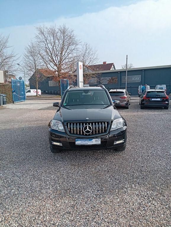 Gebraucht Mercedes GLK350 231 PS (169 kW) 2011 Schwarz SUV