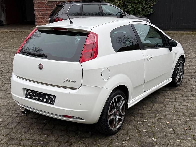 Gebraucht Fiat Grande Punto Sport 120 PS (88 kW) 2009 Bianco Kleinwagen