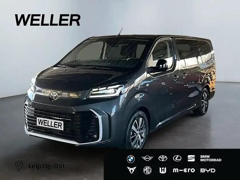 Titanium grey metallic (grau) Gebraucht 2025 Toyota Proace Team Van / Kleinbus | 42.990 € (Fairer Preis) - Bild 1/3