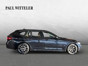 Gebraucht BMW 530 M Sport 286 PS (210 kW) 2023 Carbonschwarz Limousine