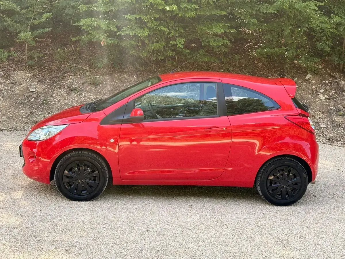 Gebraucht Ford Ka 69 PS (50 kW) 2015 Rot Kleinwagen