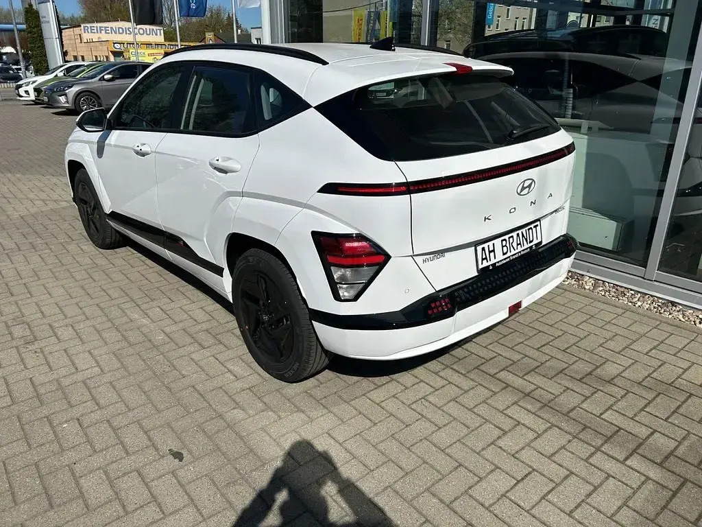 Neu Hyundai Kona Select 150 kW (204 PS) 2026 Weiß SUV