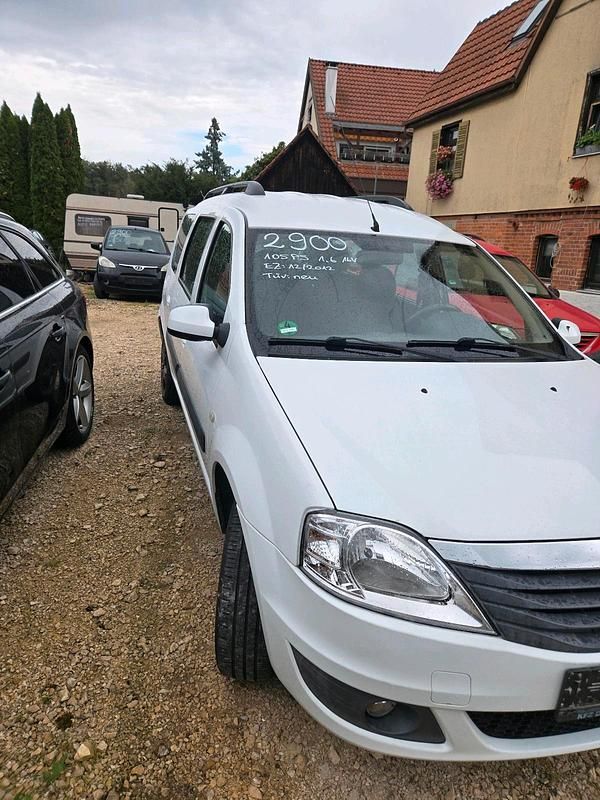 Gebraucht Dacia Logan MCV 107 PS (78 kW) 2012 Weiß Kombi