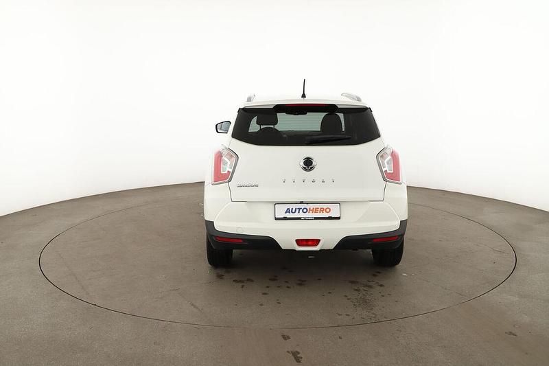 Gebraucht Ssangyong (KGM) Tivoli Quartz 128 PS (94 kW) 2017 Weiß SUV