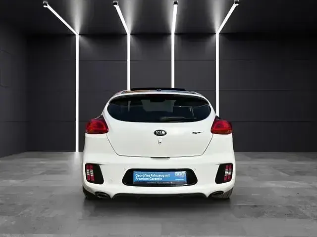 Gebraucht Kia ProCeed GT-Track 204 PS (150 kW) 2014 Weiß Kleinwagen
