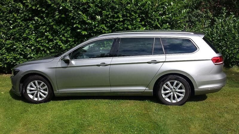 Gebraucht VW Passat 120 PS (88 kW) 2015 Silber Kombi
