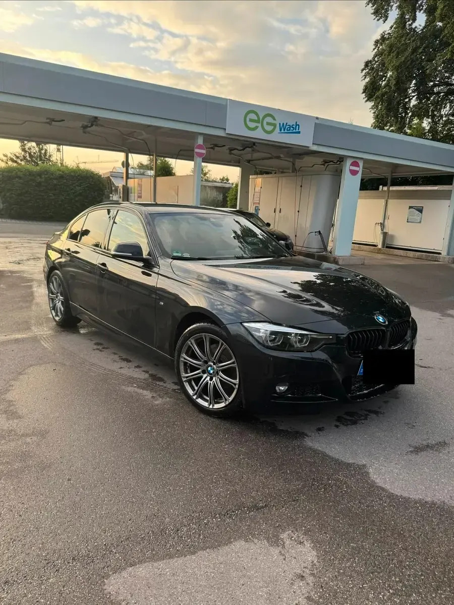 Gebraucht BMW 320 Shadowline 190 PS (139 kW) 2018 Schwarz Limousine