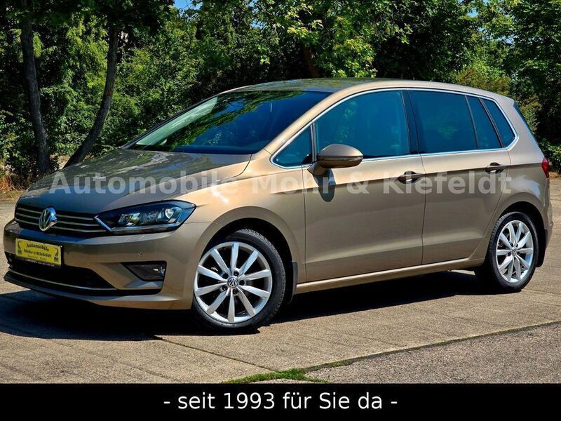 Gold Gebraucht 2014 VW Golf Sportsvan Highline Van / Kleinbus | 11.999 € (Guter Preis) - Bild 1/4