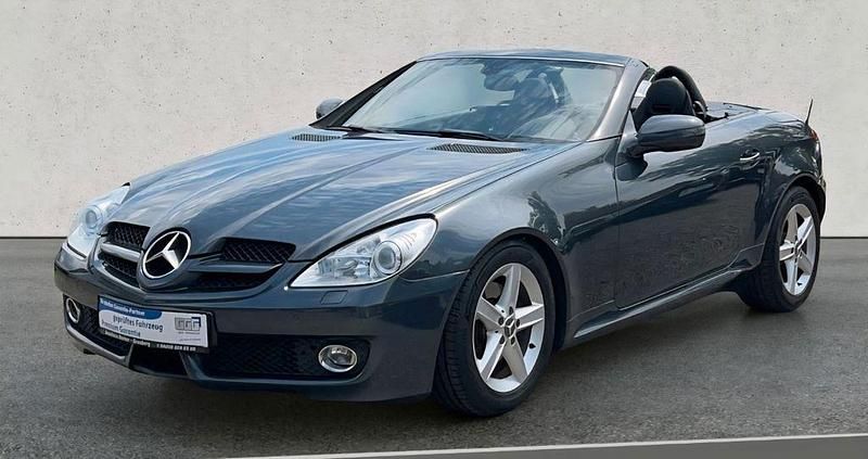 Grau Gebraucht 2010 Mercedes SLK300 Cabrio | 10.950 € (Fairer Preis) - Bild 1/4