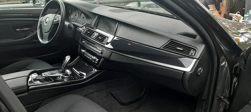 Gebraucht BMW 525 218 PS (160 kW) 2014 Grau Kombi