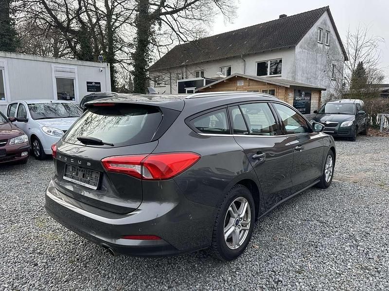 Gebraucht Ford Focus 150 PS (110 kW) 2019 Grau Kombi