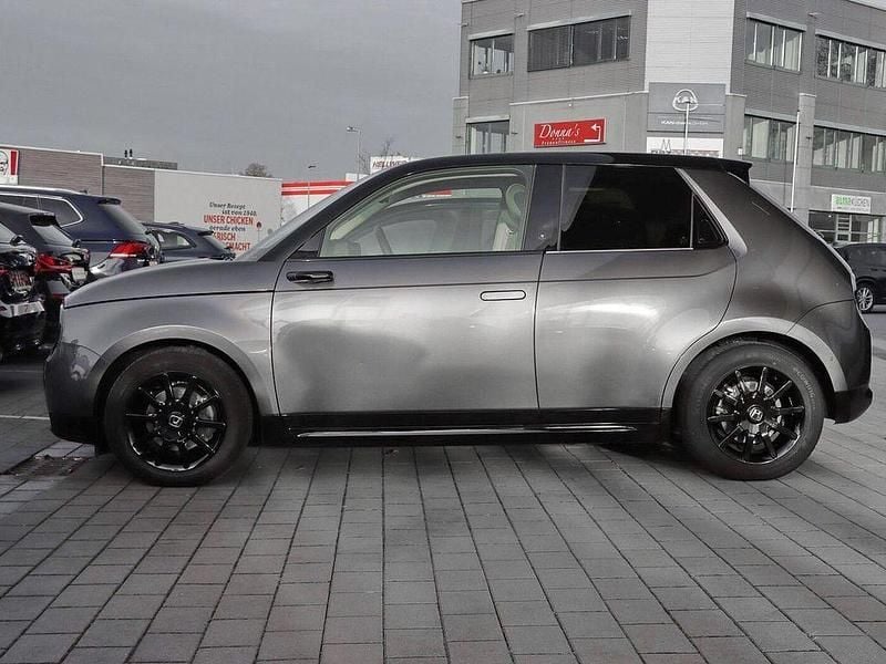 Gebraucht Honda e 113 kW (154 PS) 2020 Modern steel Kleinwagen