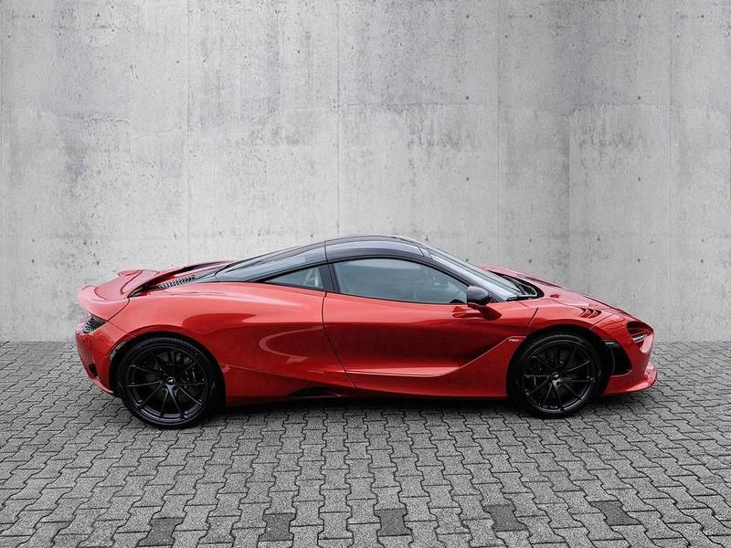 Gebraucht McLaren 750S 751 PS (552 kW) 2024 Embar orange (orange) Coupé