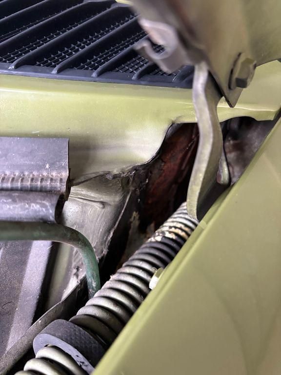 Gebraucht Mercedes E230 266 PS (195 kW) 1982 Grün Limousine