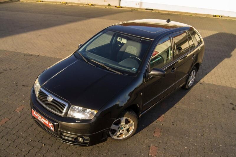 Schwarz Gebraucht 2003 Skoda Fabia Elegance Kombi | 899 € (Guter Preis) - Bild 1/4