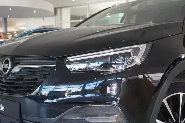 Gebraucht Opel Grandland X Ultimate 131 PS (96 kW) 2021 Diamond black metallic SUV