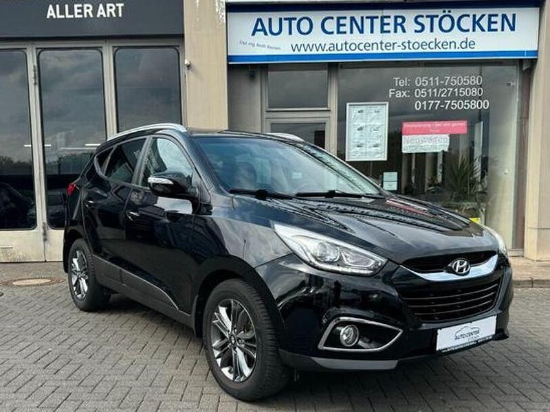 Schwarz Gebraucht 2014 Hyundai ix35 Edition SUV | 11.950 € (Teuer) - Bild 1/4