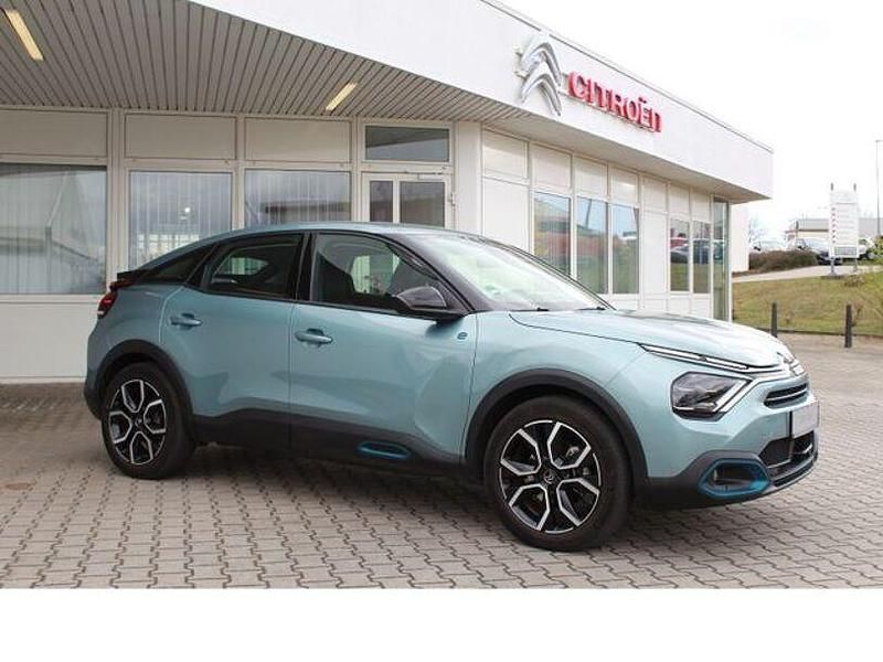 Lackierung olbia blau/typ auss Gebraucht 2022 Citroën e-C4 Feel Limousine | 19.980 € (Fairer Preis) - Bild 1/4