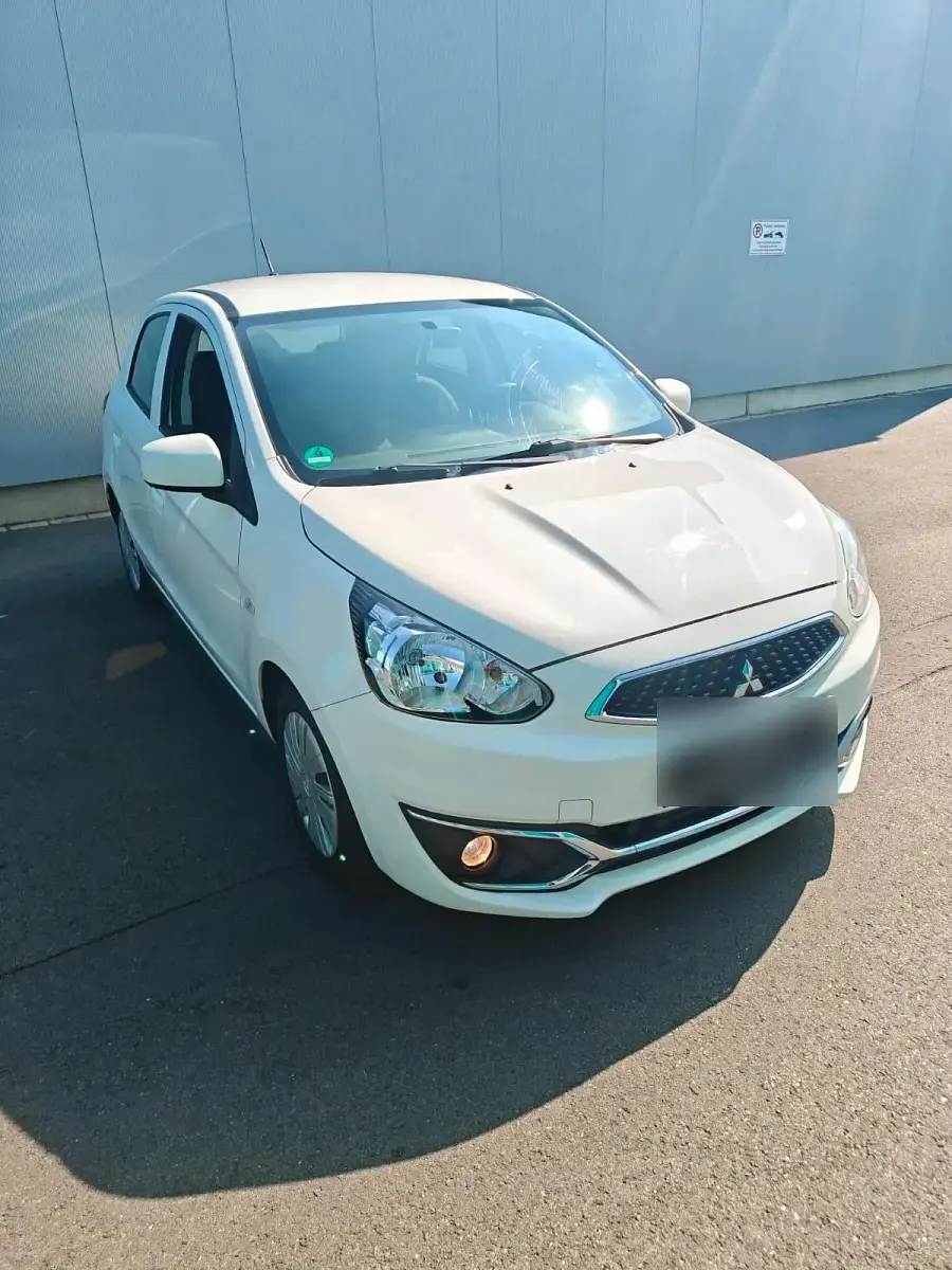 Gebraucht Mitsubishi Space Star 70 PS (51 kW) 2017 Weiß Kleinwagen