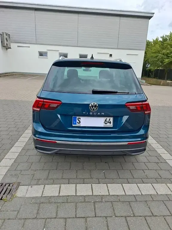 Gebraucht VW Tiguan Active 150 PS (110 kW) 2021 Blau SUV