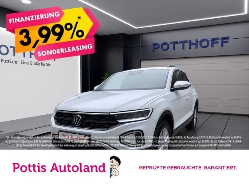 Weiss Gebraucht 2024 VW T-Roc Life SUV | 20.777 € (Superpreis) - Bild 1/4