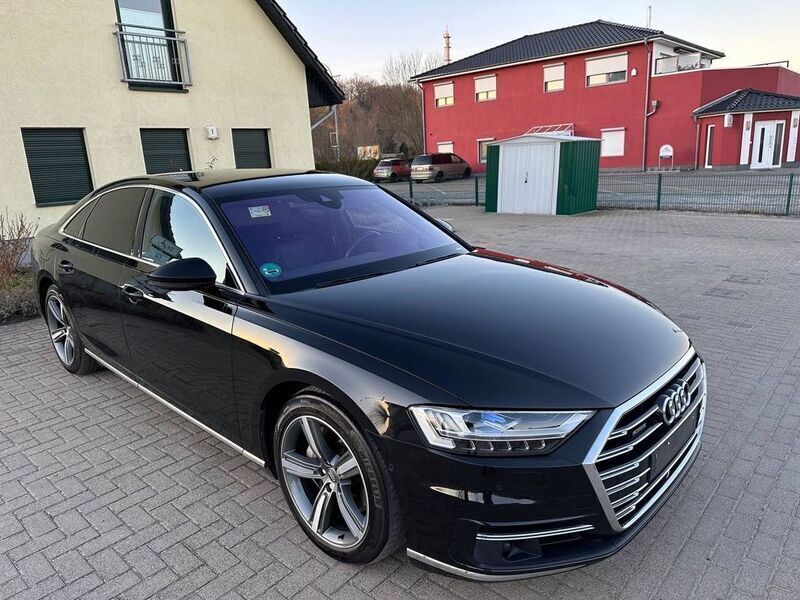 Schwarz Gebraucht 2019 Audi A8 Ambiente Limousine | 35.999 € (Fairer Preis) - Bild 1/4