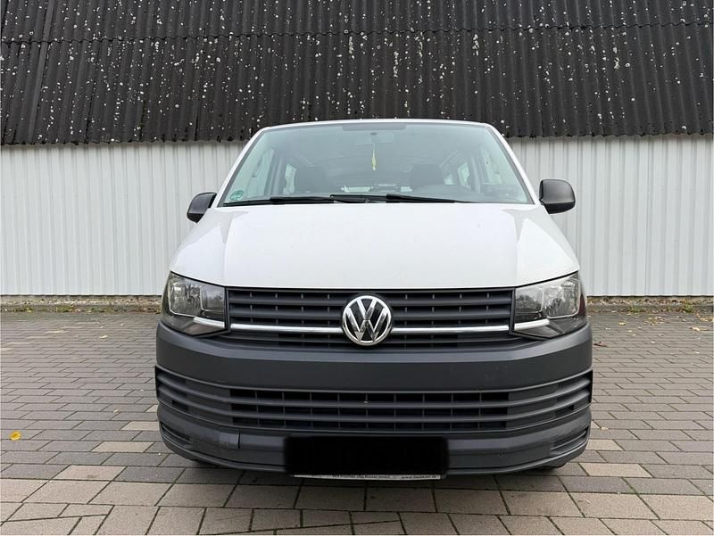Weiß Gebraucht 2015 VW T6 Van | 8.799 € - Bild 1/4