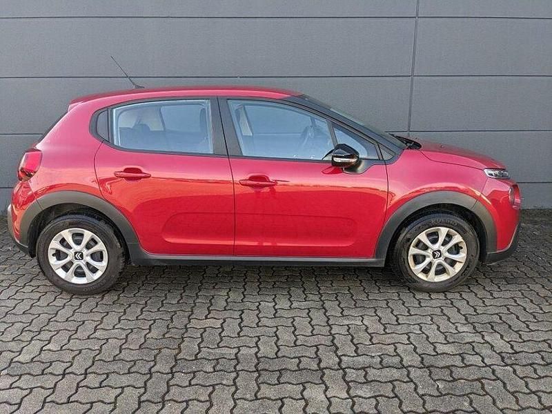 Gebraucht Citroën C3 Feel 82 PS (60 kW) 2019 Rot rubi metallic (metallic) Kleinwagen
