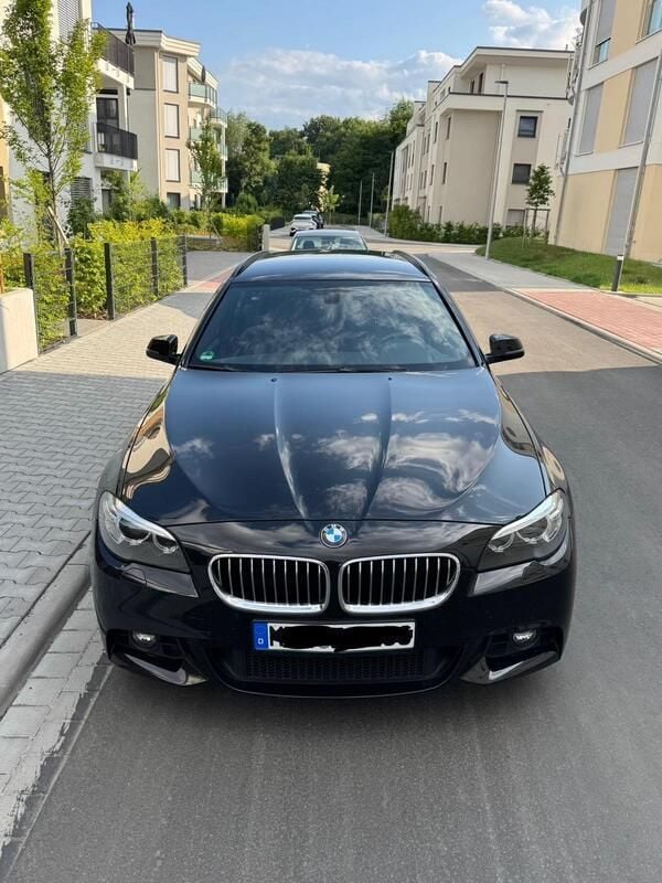 Schwarz Gebraucht 2013 BMW 525 M Sport Kombi | 15.800 € (Etwas zu teuer) - Bild 1/4