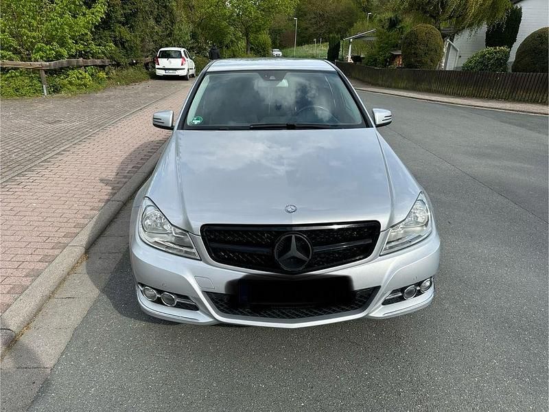 Gebraucht Mercedes C250 Elegance 204 PS (150 kW) 2013 Grau Limousine