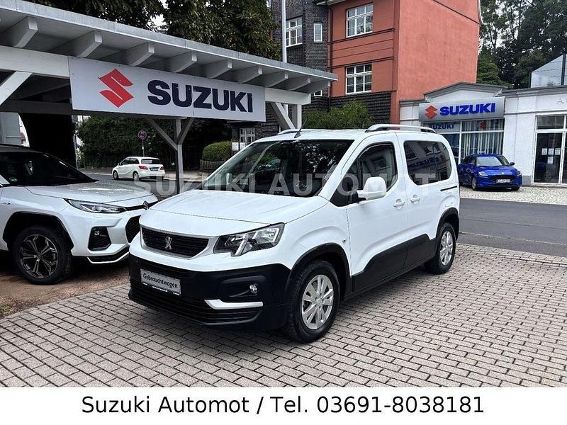 Weiß Gebraucht 2018 Peugeot Rifter Active Van / Kleinbus | 15.790 € (Fairer Preis) - Bild 1/4