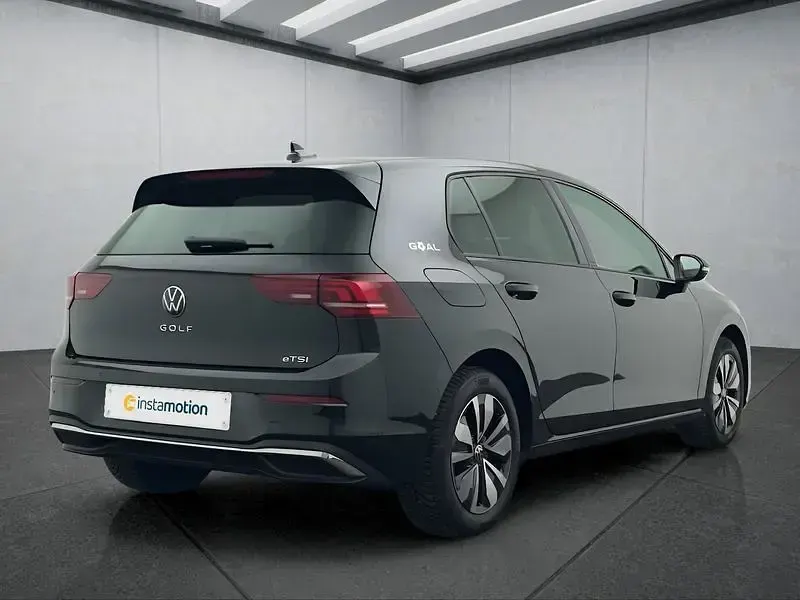 Gebraucht VW Golf VIII 150 PS (110 kW) 2025 Schwarz Kleinwagen