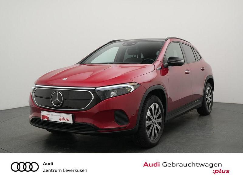 Gebraucht Mercedes EQA250 Electric Art 139 kW (190 PS) 2022 Rot SUV