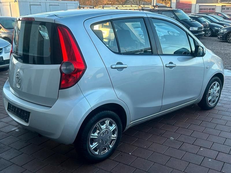 Gebraucht Opel Agila 65 PS (47 kW) 2008 Silber Kleinwagen