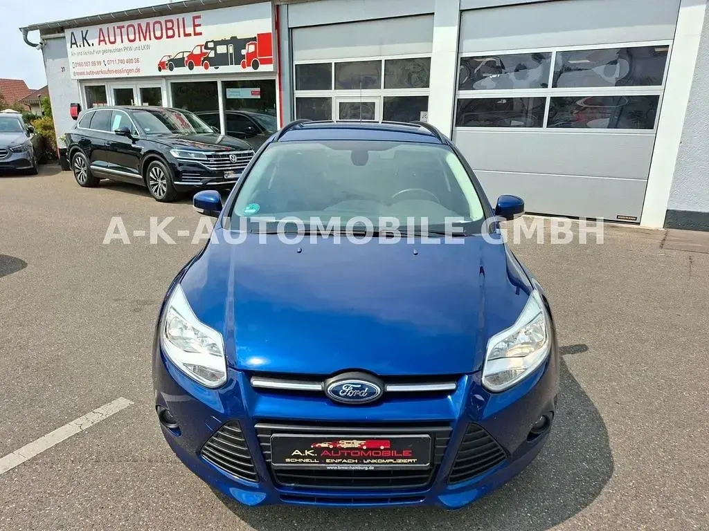 Gebraucht Ford Focus SYNC Edition 125 PS (91 kW) 2013 Blau Limousine