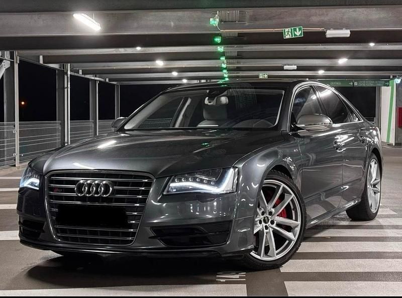 Gebraucht Audi S8 520 PS (382 kW) 2013 Silber Limousine