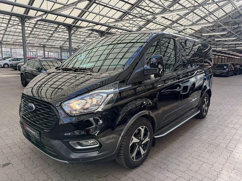 Gebraucht Ford Tourneo Active 150 PS (110 kW) 2023 Schwarz Van / Kleinbus