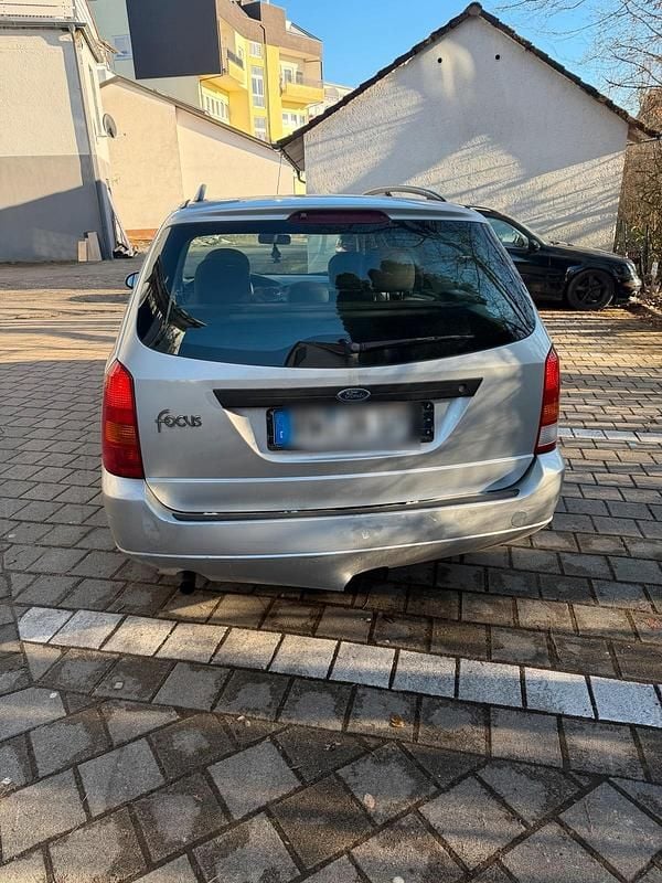 Gebraucht Ford Focus 101 PS (74 kW) 2003 Silber Kombi