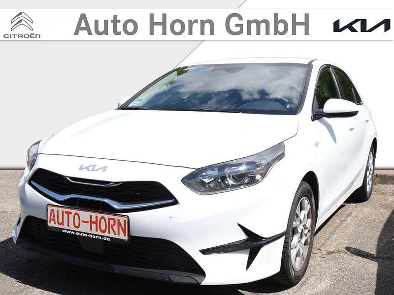 Gebraucht Kia Ceed Vision 140 PS (102 kW) 2025 Weiß Kleinwagen