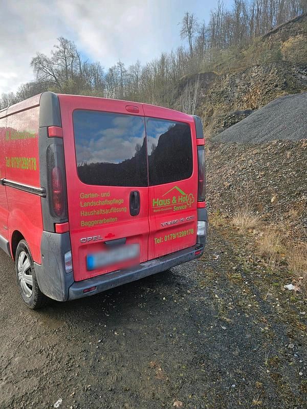 Gebraucht Opel Vivaro 101 PS (74 kW) 2004 Rot Van / Kleinbus