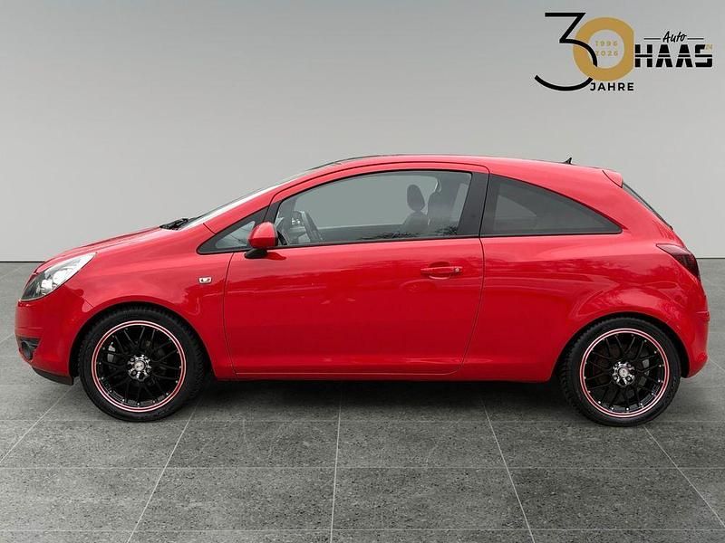 Gebraucht Opel Corsa Color Edition 101 PS (74 kW) 2010 Rot Kleinwagen