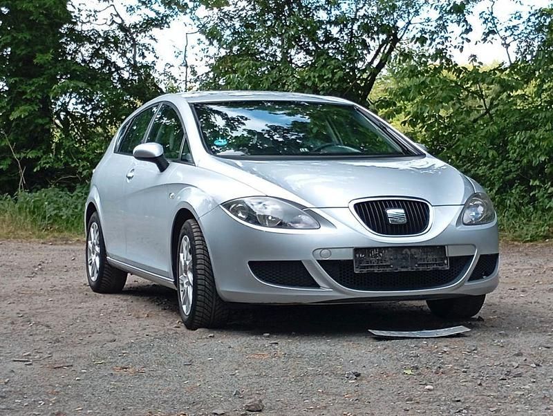 Gebraucht Seat Leon 105 PS (77 kW) 2007 Silber Limousine