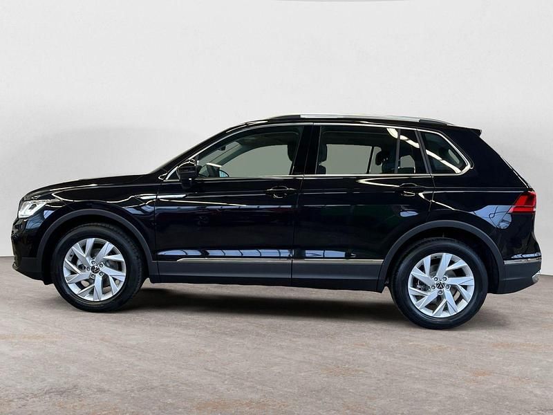Gebraucht VW Tiguan Elegance 150 PS (110 kW) 2024 Schwarz SUV