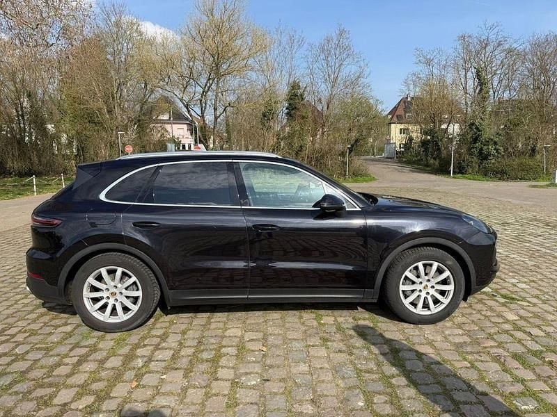 Gebraucht Porsche Cayenne 441 PS (324 kW) 2018 Schwarz SUV
