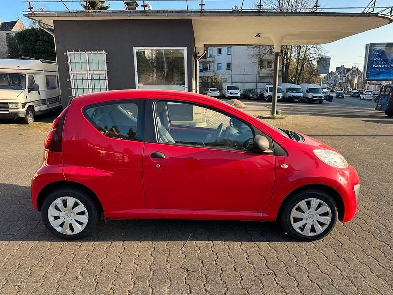 Gebraucht Peugeot 107 68 PS (50 kW) 2010 Rot Kleinwagen